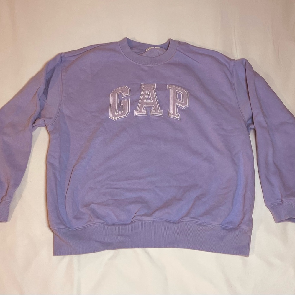 GAP Embroidered logo Purple Crew Neck Sweatshirt